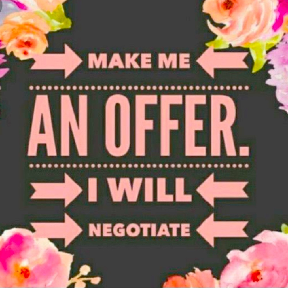 💕Clean out my closet!! Offers welcome!💕